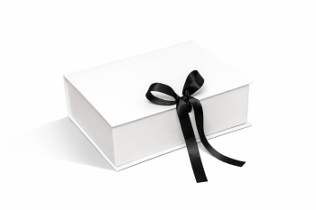 Boîte magnétique blanche avec un nœud noir pour emballages cadeaux
