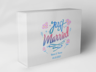 Boîte cadeau "Fleurs et inscription"