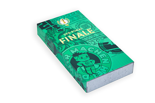 Boîte pliante verte avec impression dorée de la finale de la Coupe d'Allemagne et motif de héros de BD